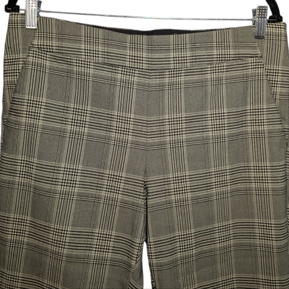 Simply Vera Vera Wang Plaid Capri Pants Size L 🖤✨ - Picture 5 of 11